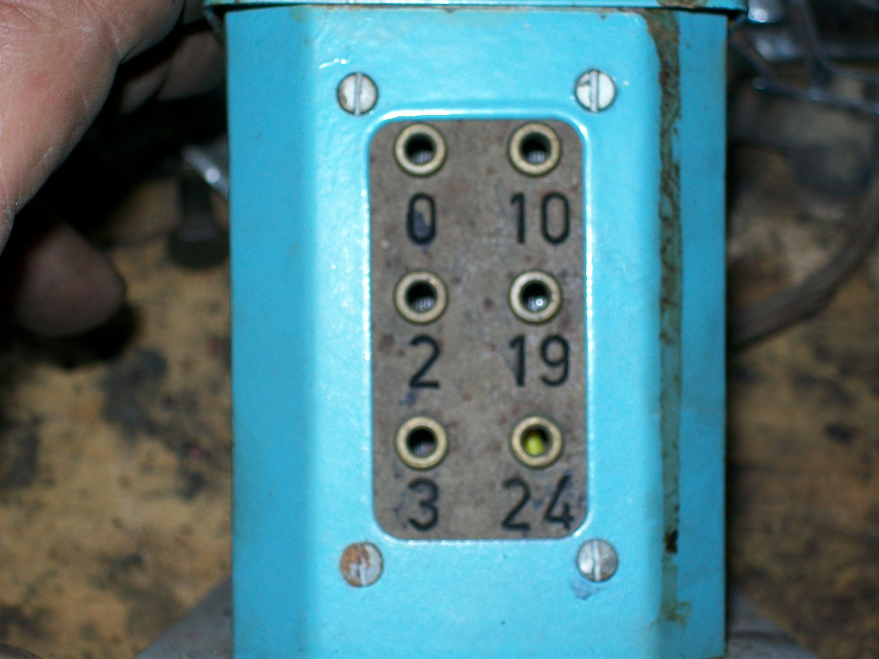 Electric-Trafo-91-2-Buchsen